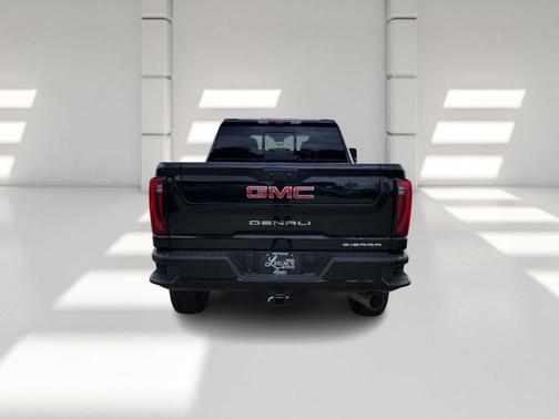 2026 GMC Sierra 2500 Denali