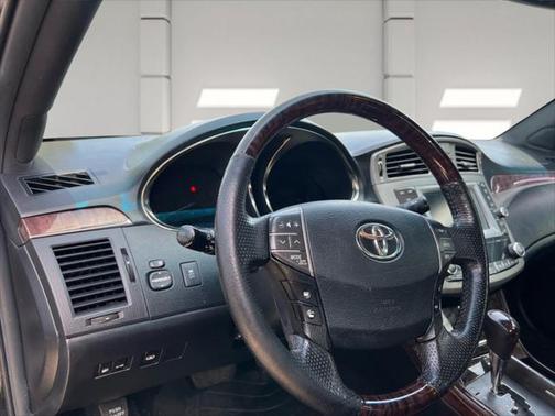 2012 Toyota Avalon Limited