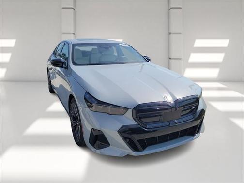2024 BMW i5 M60