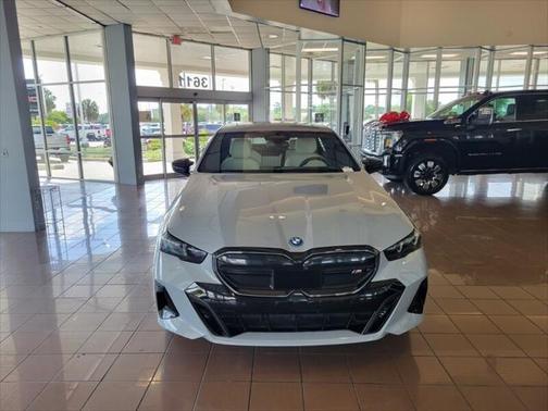 2024 BMW i5 M60