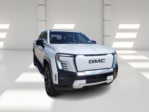 2025 GMC Sierra EV Extended Range Denali