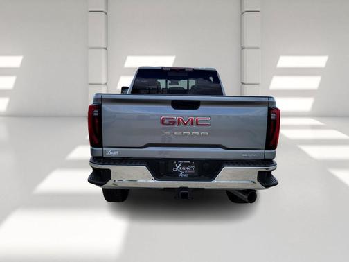 2026 GMC Sierra 2500 SLT