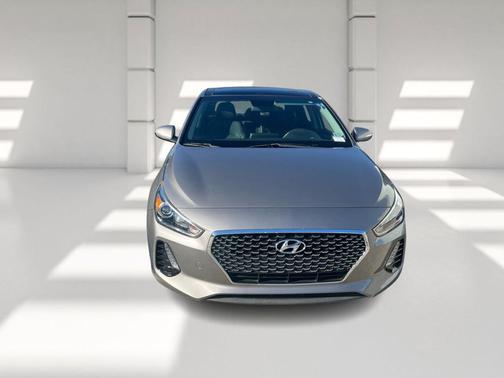 2020 Hyundai Elantra GT Base