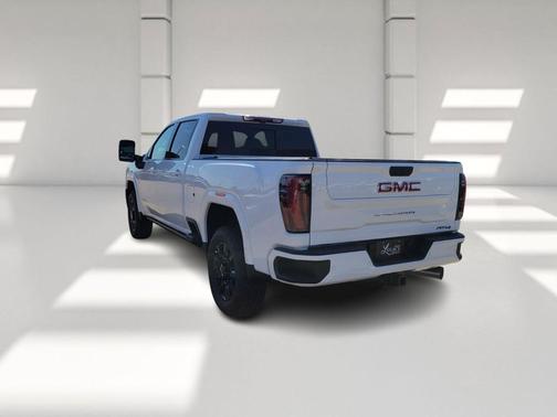 2026 GMC Sierra 2500 AT4