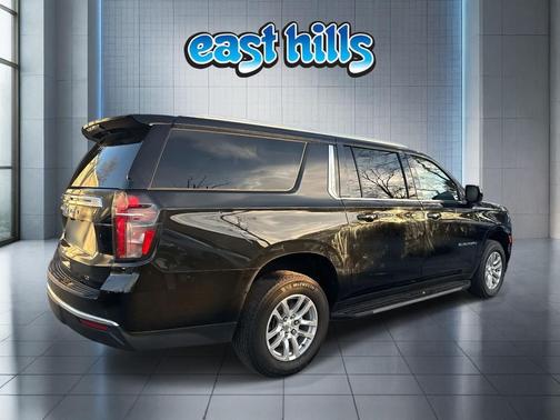 2024 Chevrolet Suburban LT