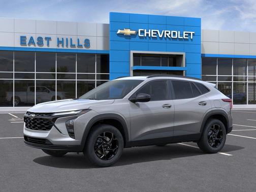 Sterling Gray Metallic 2026 Chevrolet Trax LT