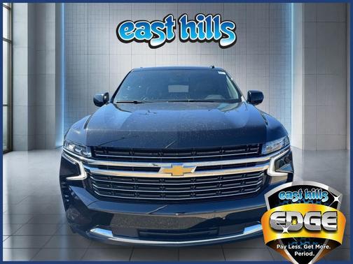 Black 2024 Chevrolet Suburban LT