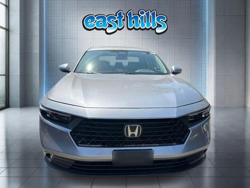 Lunar Silver Metallic 2023 Honda Accord EX