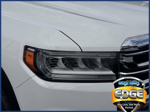 Summit White 2023 GMC Acadia AWD SLE