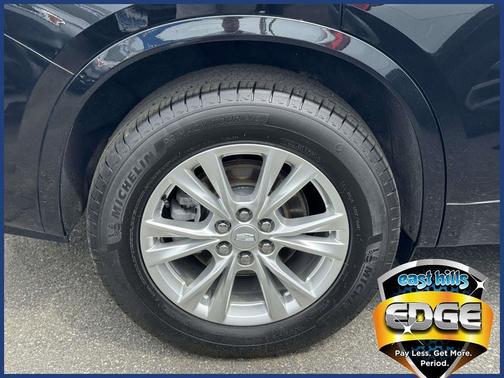 Stellar Black Metallic 2024 Cadillac XT6 Luxury AWD