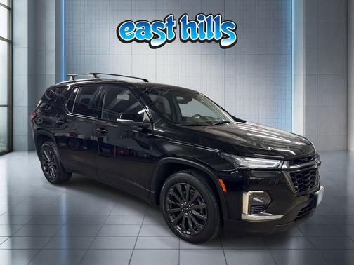 Mosaic Black Metallic 2023 Chevrolet Traverse RS