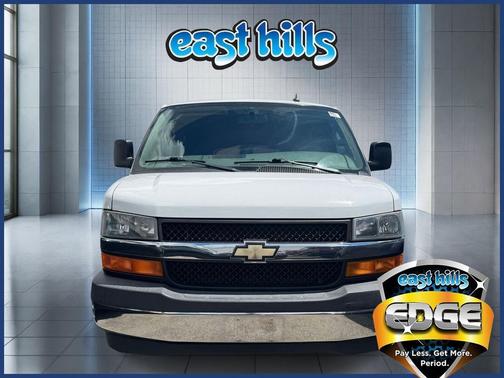 Summit White 2019 Chevrolet Express 2500 Work Van