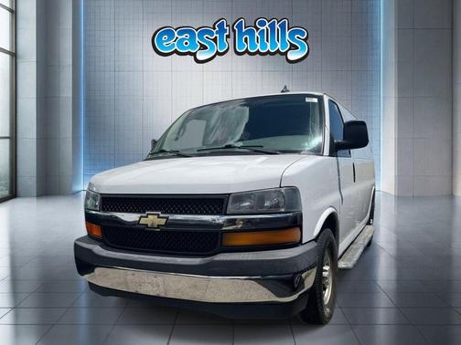 Summit White 2019 Chevrolet Express 2500 Work Van
