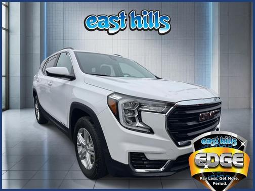 Summit White 2023 GMC Terrain SLE