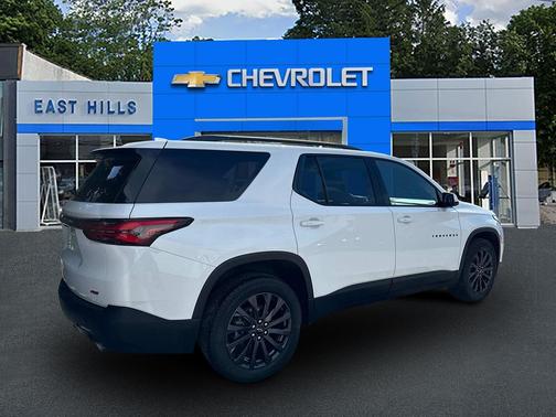 2022 Chevrolet Traverse RS