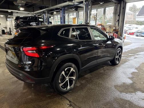 2024 Chevrolet Trax FWD 1RS