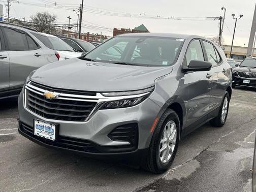 2023 Chevrolet Equinox LS