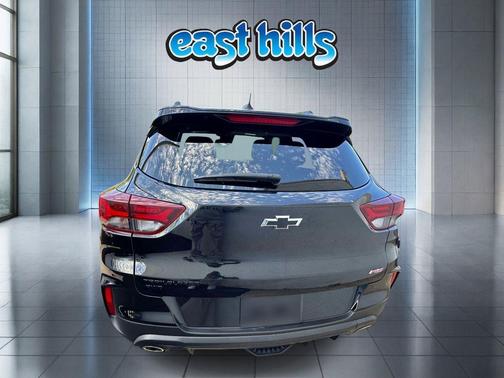 Mosaic Black Metallic 2023 Chevrolet Trailblazer RS