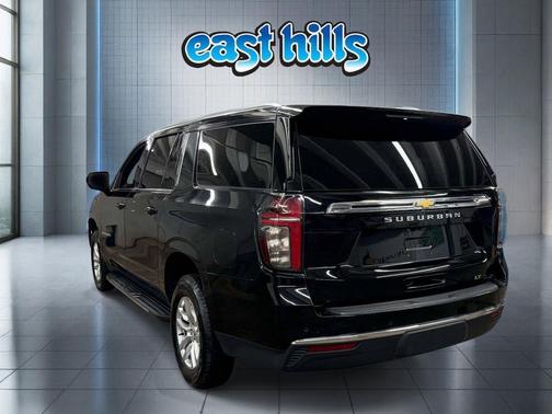 Black 2024 Chevrolet Suburban LT