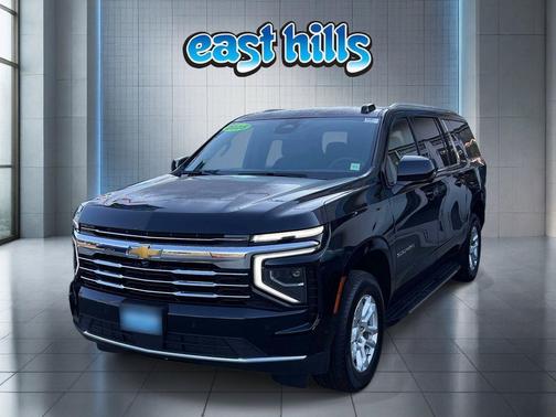 Black 2025 Chevrolet Suburban LT