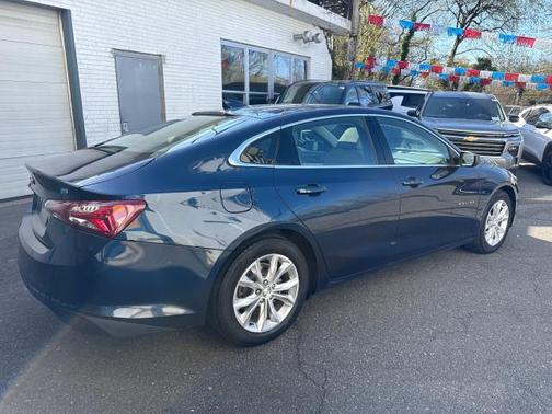 2019 Chevrolet Malibu Hybrid Base