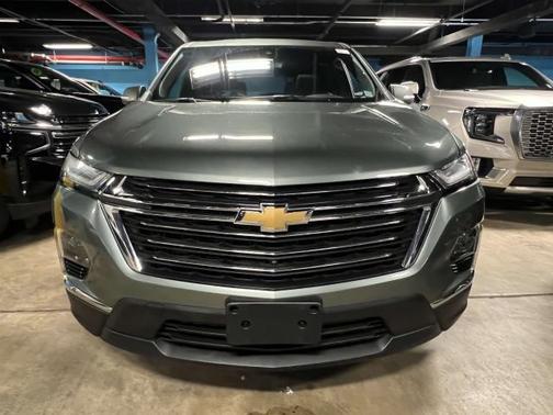 2022 Chevrolet Traverse LT Leather