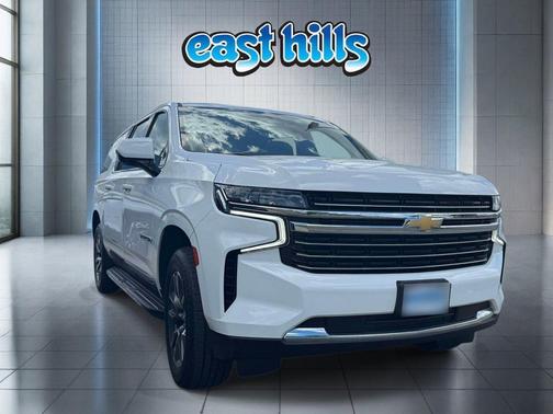 Summit White 2021 Chevrolet Suburban LT