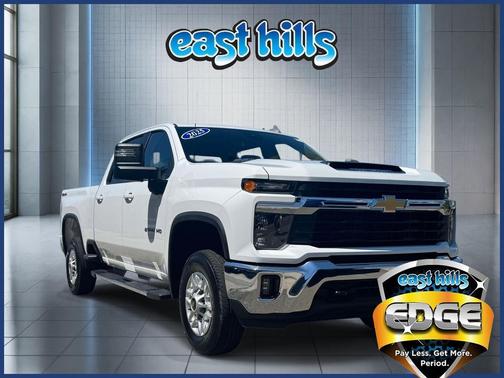 Summit White 2025 Chevrolet Silverado 2500 LT