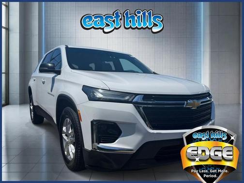 Summit White 2023 Chevrolet Traverse LS
