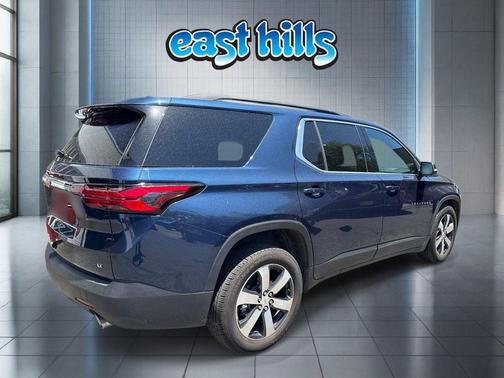 Northsky Blue Metallic 2023 Chevrolet Traverse LT Leather