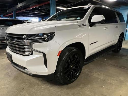 2023 Chevrolet Suburban 4WD High Country