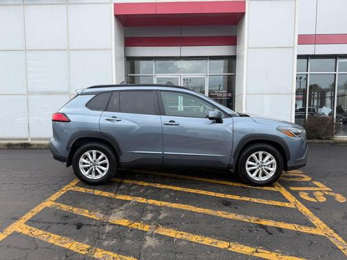 Celestite 2023 Toyota Corolla Cross LE