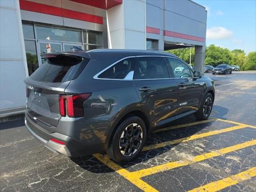 2024 Kia Sorento S