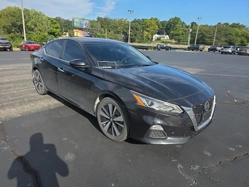 2022 Nissan Altima 2.5 SV
