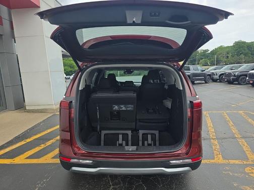 Flare Red 2022 Kia Carnival SX