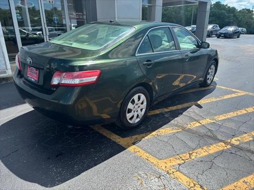 2010 Toyota Camry LE