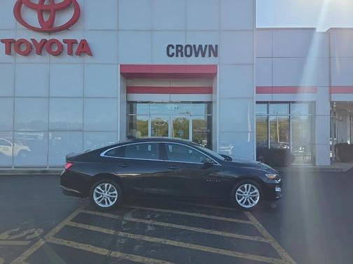 2022 Chevrolet Malibu FWD LT