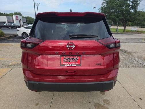 Scarlet Ember Tintcoat 2026 Nissan Rogue Dark Armor
