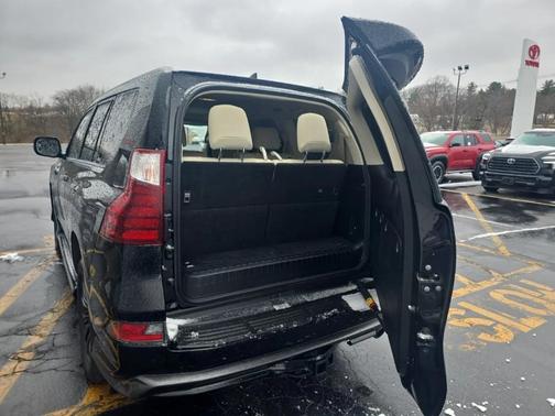 2022 Lexus GX 460 Premium