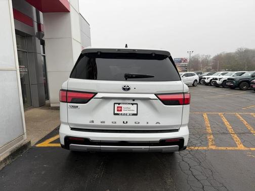 2024 Toyota Sequoia Capstone