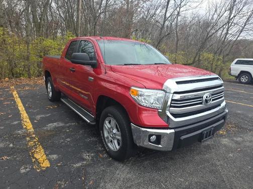2017 Toyota Tundra SR5