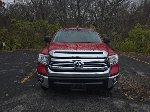2017 Toyota Tundra SR5