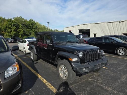 2020 Jeep Gladiator Sport S