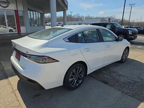 Aspen White Tricoat 2026 Nissan Sentra SL