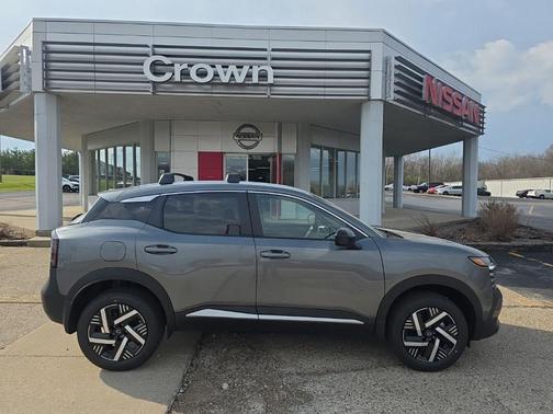 Gun Metallic 2026 Nissan Kicks SV