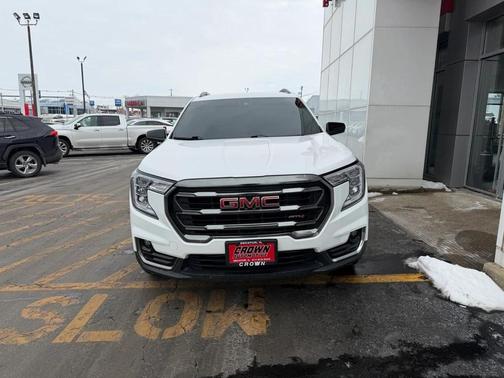 2023 GMC Terrain AWD AT4