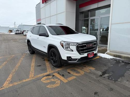 2023 GMC Terrain AWD AT4