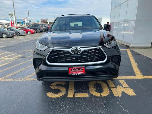 2023 Toyota Highlander L