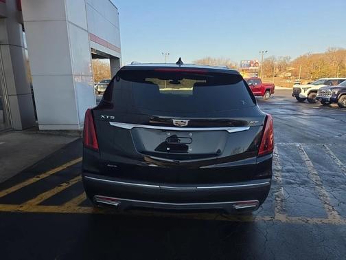 2020 Cadillac XT5 Premium Luxury