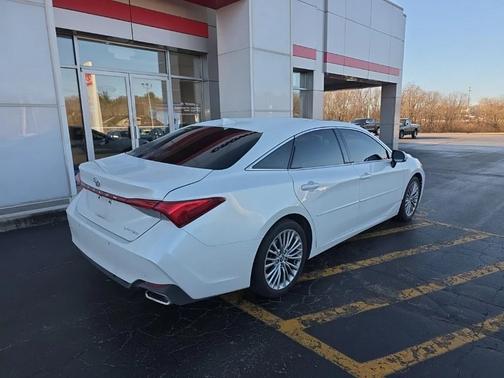 2022 Toyota Avalon Limited